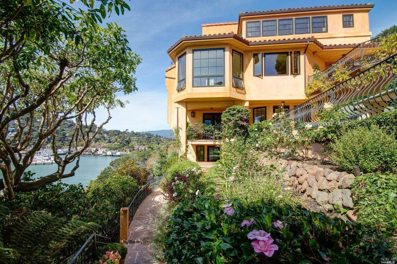 Property Photo:  31 Alcatraz Avenue  CA 94920 