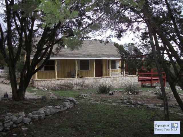 Property Photo: 15 Old Shawnee Trail TX 78676