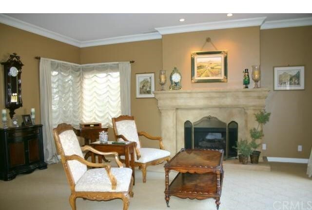 Property Photo: 605 Elvira Avenue CA 90277