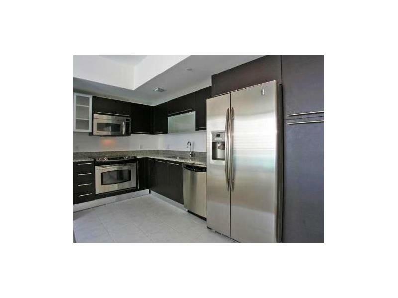 Property Photo:  950 Brickell Bay Dr 4906  FL 33131 