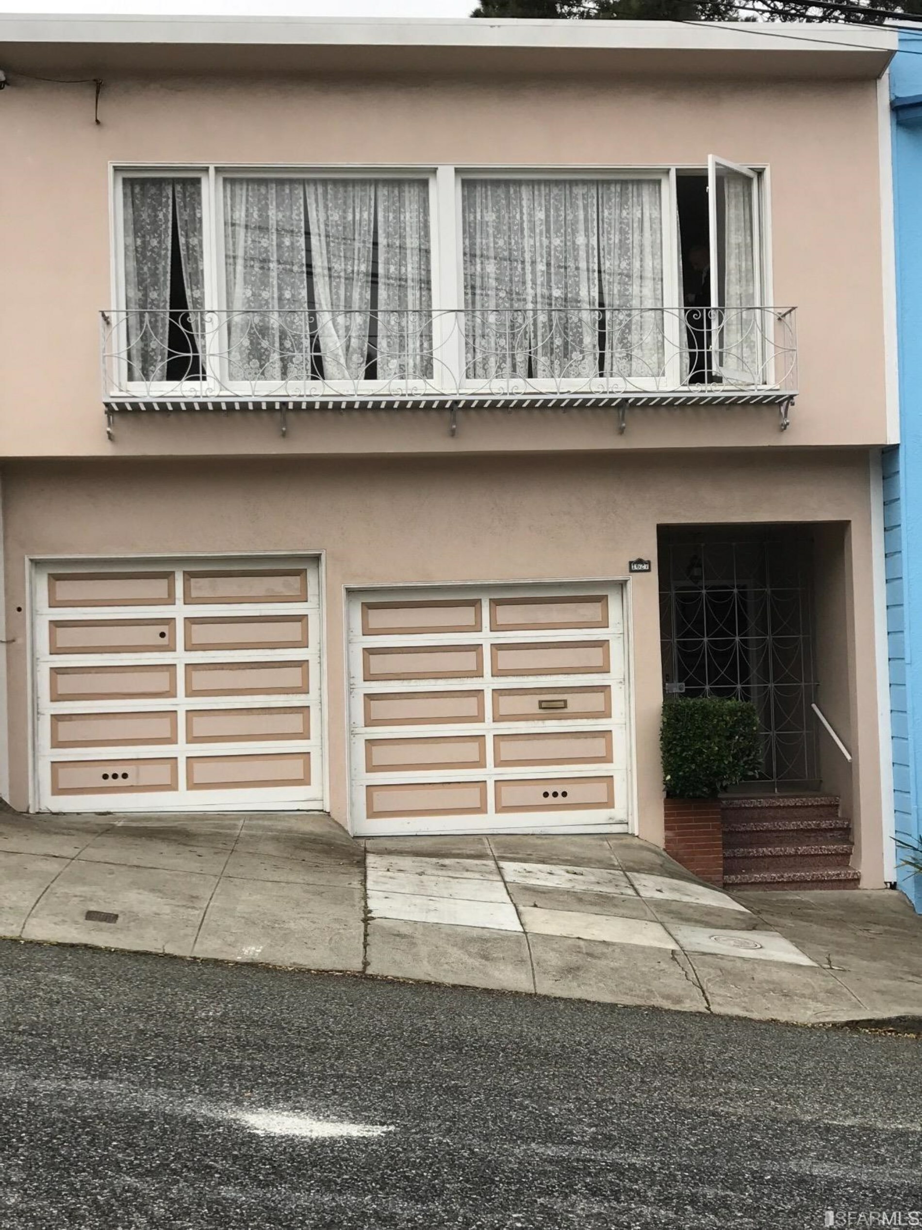 Property Photo: 1627 12th Avenue CA 94122