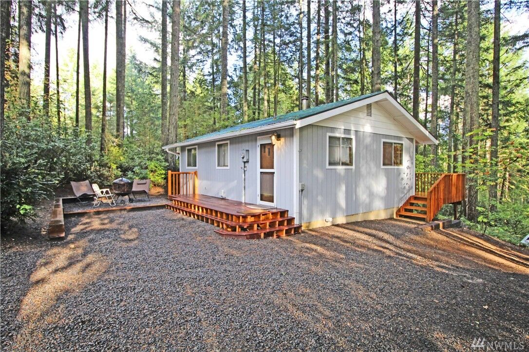 Property Photo:  2017  Lake Drive  WA 98329 