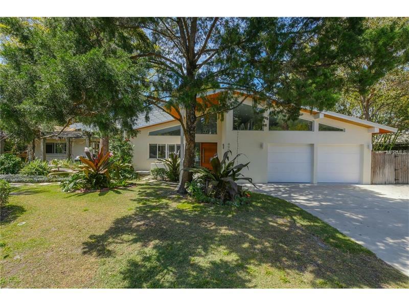 Property Photo:  4907 Eastchester Drive  FL 34234 