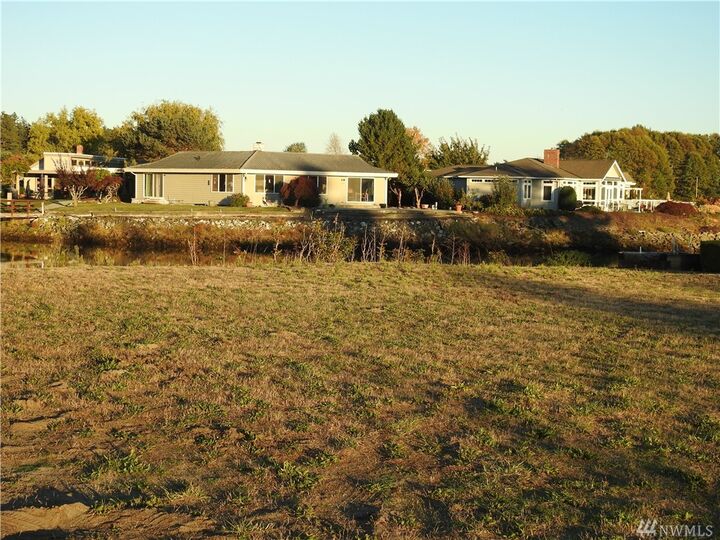 Property Photo: 185 Suquamish Way WA 98257