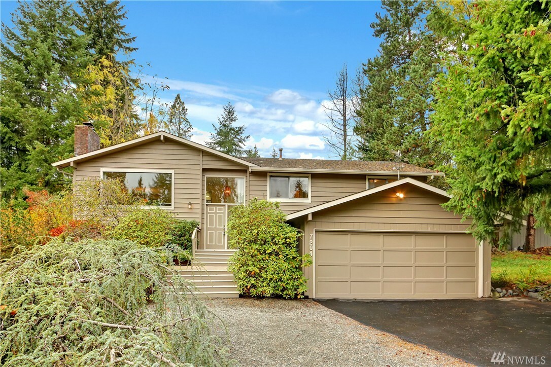 Property Photo:  7204 Marwood Place  WA 98072 