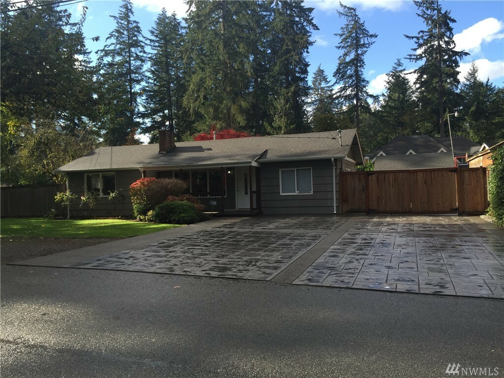 Property Photo: 11604 Tower Rd SW WA 98498