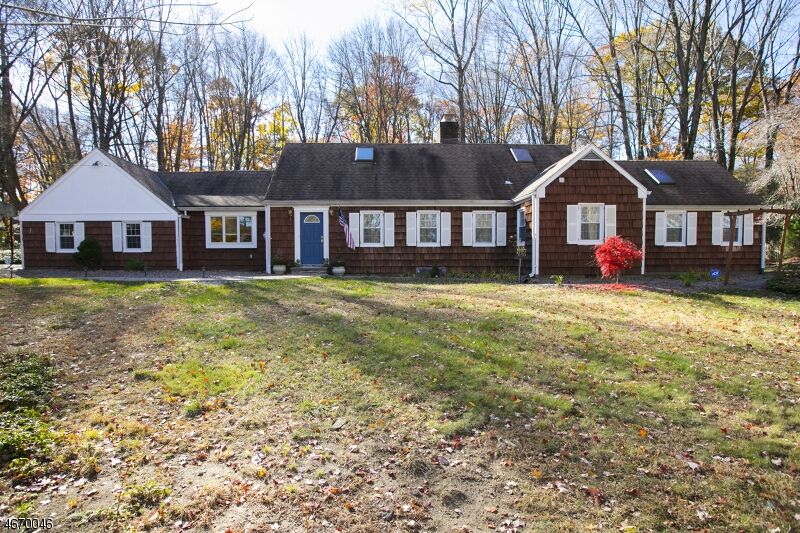 Property Photo:  3 Cherry Tree Ln  NJ 07405 