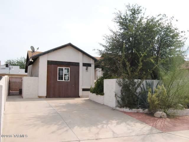 Property Photo:  4735 S Windrose Drive  AZ 85730 