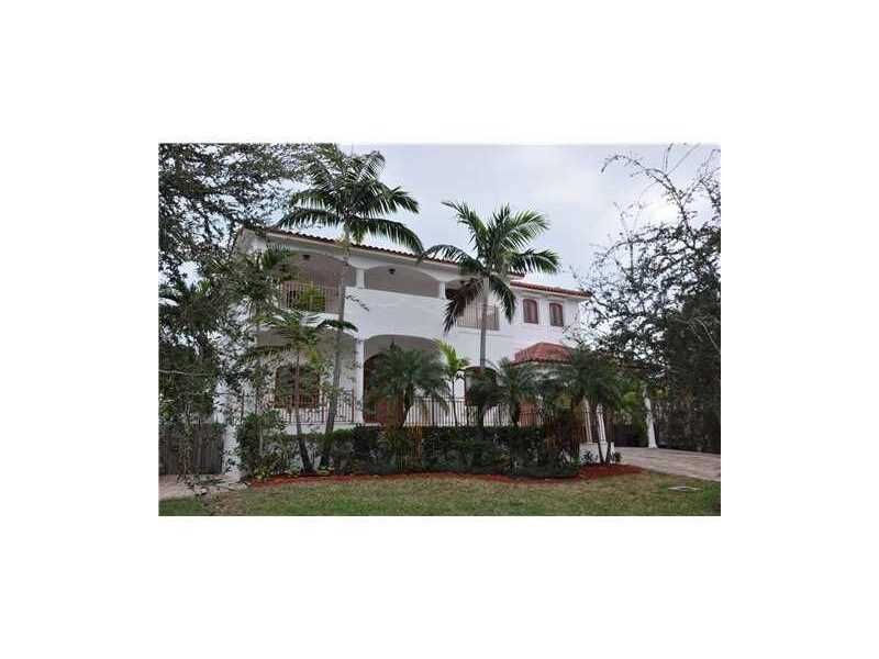 Property Photo:  445 Warren Ln  FL 33149 