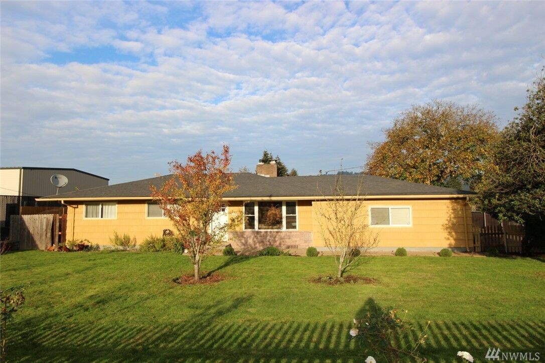 Property Photo: 4406 Ocean Beach Highway WA 98632