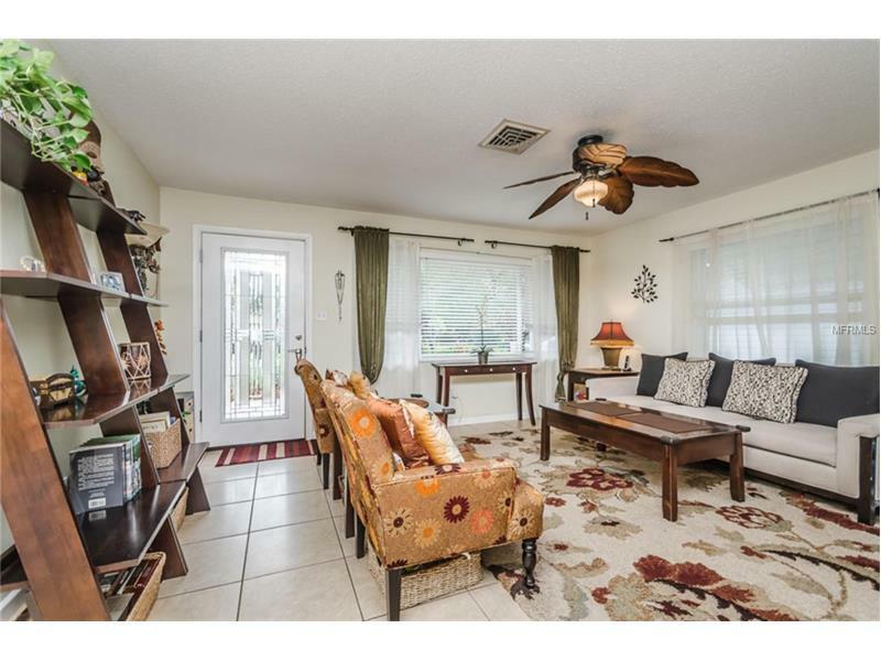 Property Photo:  1811 New Hampshire Avenue NE  FL 33703 