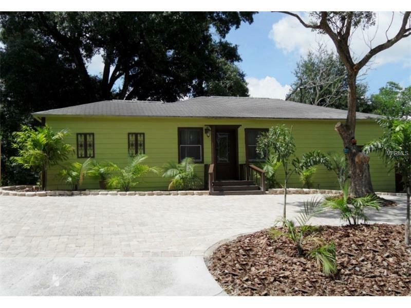 Property Photo: 1610 Curry Ford Road FL 32806