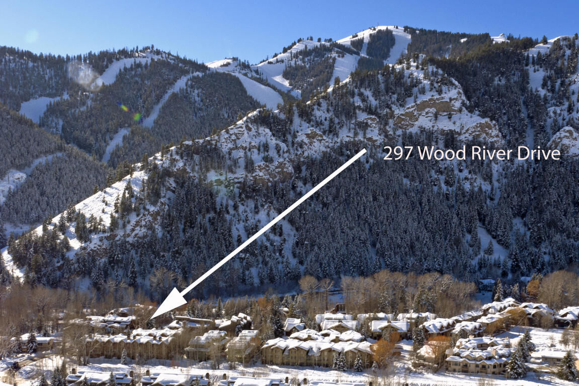 Property Photo:  297 Wood River Dr I  ID 83340 