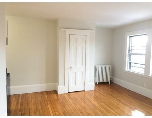 Property Photo: 81 Mount Vernon Street 10 MA 02108
