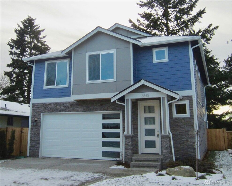 Property Photo: 3810 134th Lane SW 3 WA 98087