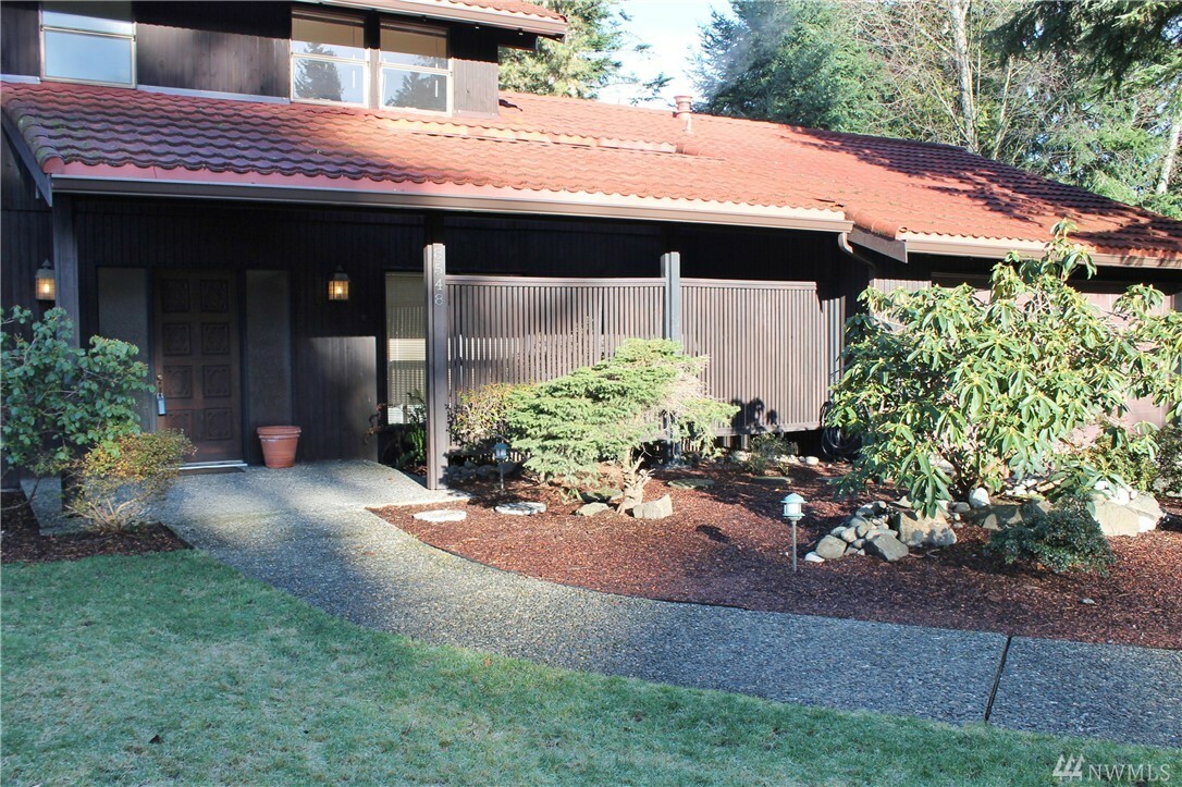 Property Photo: 8548 SE 73rd St WA 98040