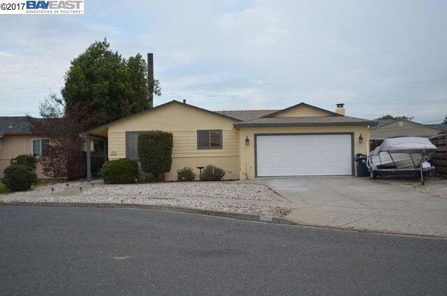 Property Photo:  4776 Greer Ct  CA 94538-1235 