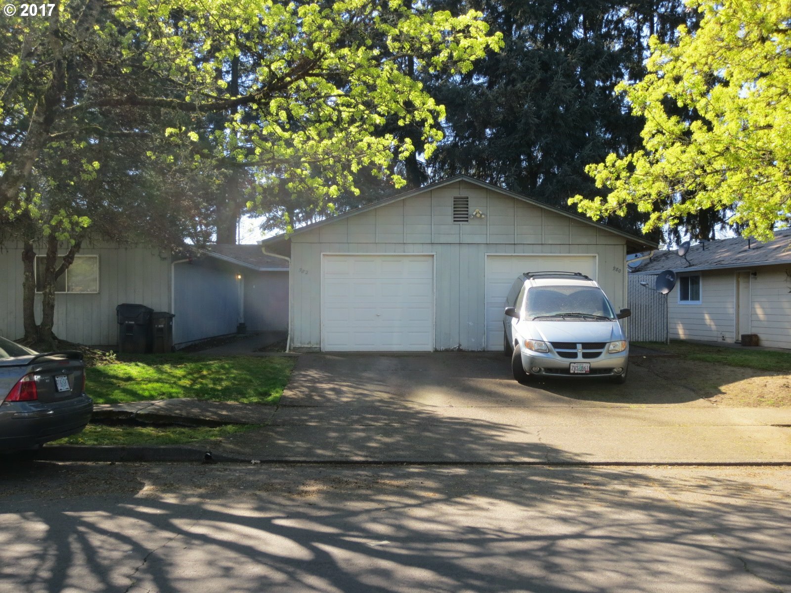 Property Photo: 980 Cloverleaf Loop OR 97477