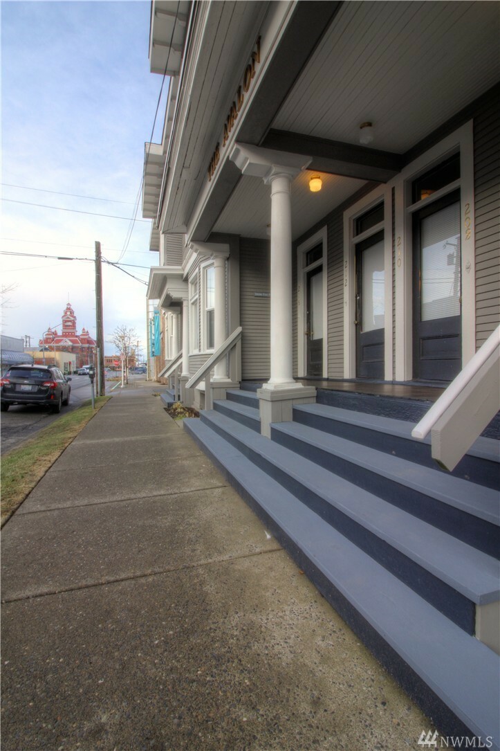 Property Photo:  201 N Commercial St  WA 98225 