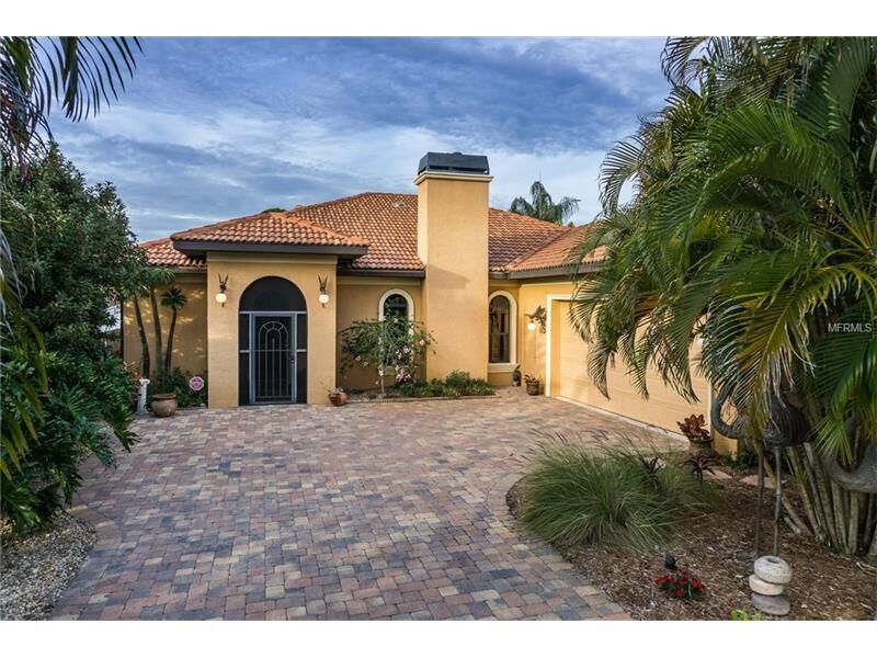 Property Photo:  224 Gulf Drive  FL 34285 