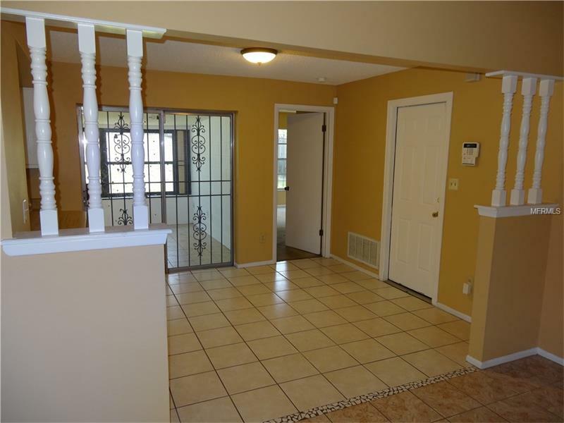 Property Photo:  321 Ketch Ct  FL 32835 