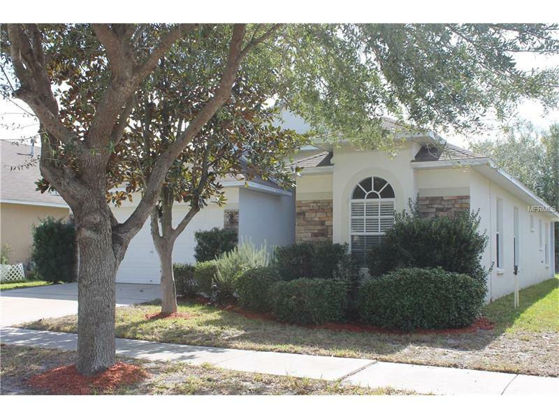 Property Photo: 12746 Standbridge Drive FL 33579