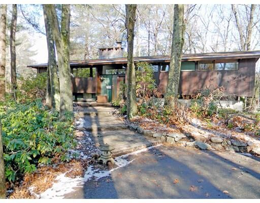 Property Photo: 10 Cyr Cir MA 01810