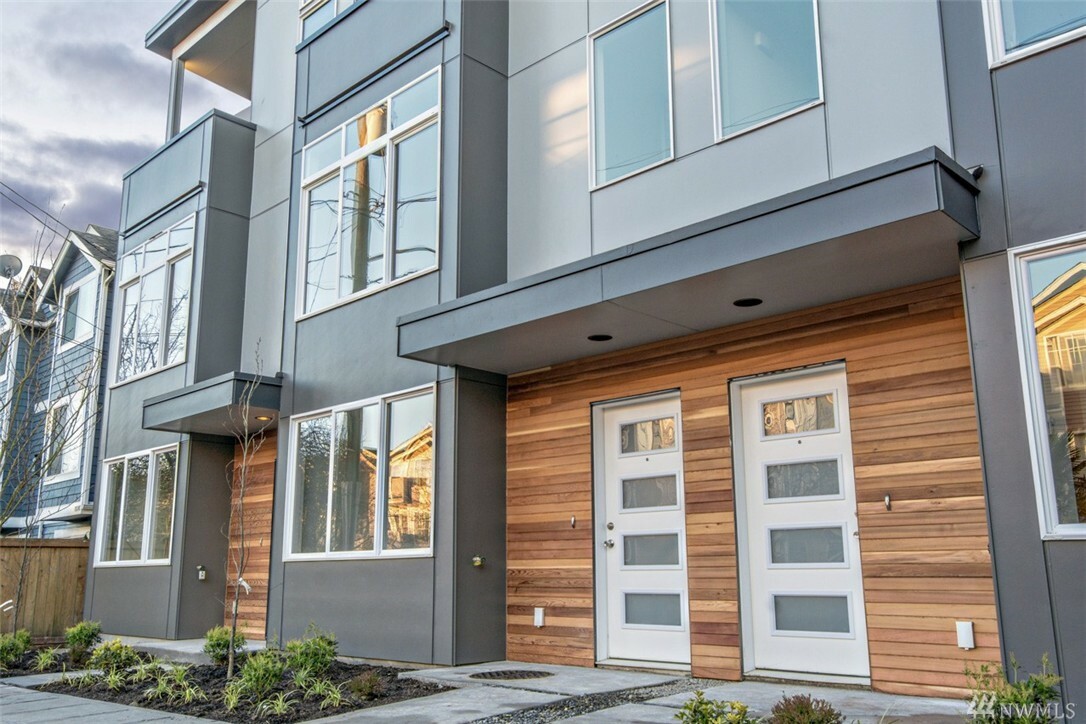 Property Photo: 8519 B Midvale Ave N WA 98103