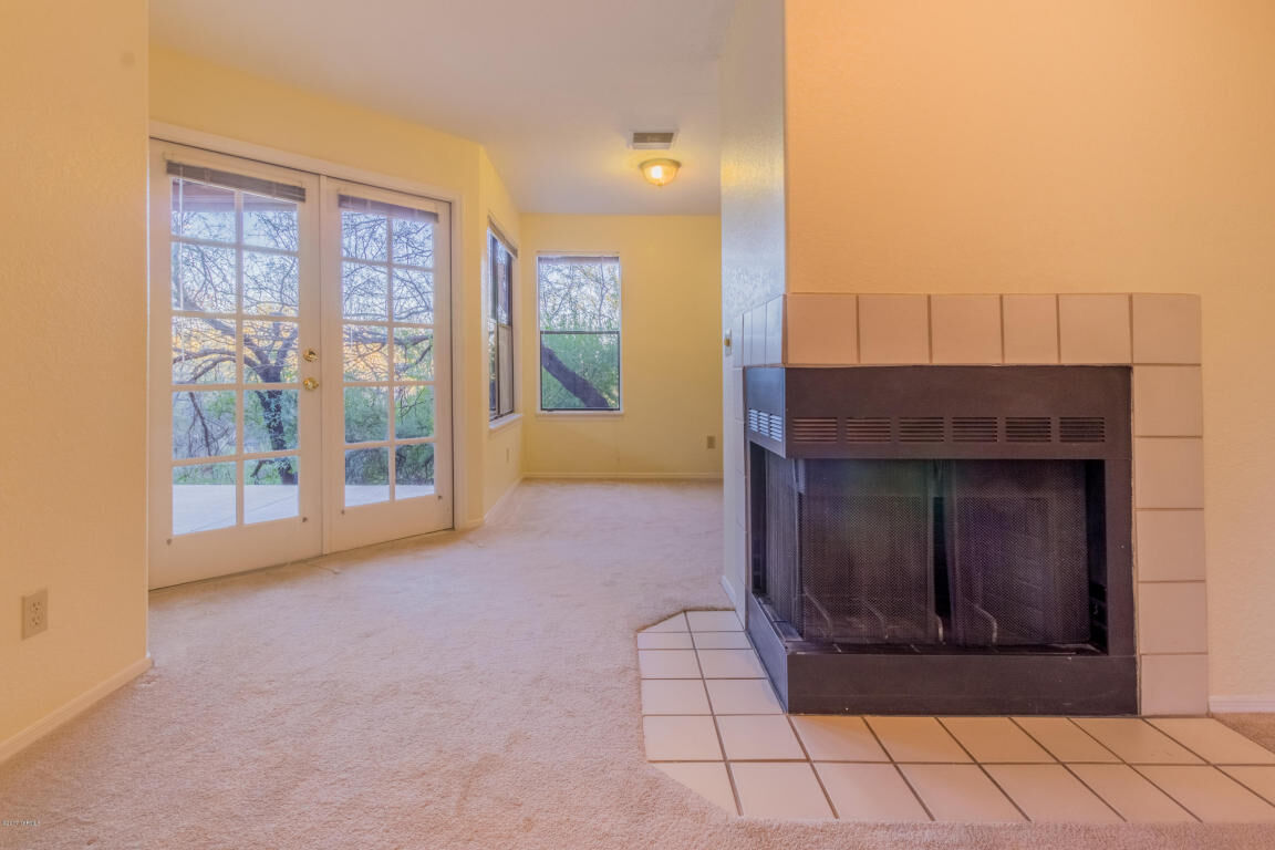 Property Photo:  6655 N Canyon Crest Drive 2110  AZ 85750 