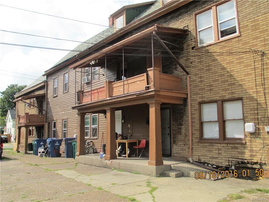 Property Photo:  21 Clay Street  NY 14207
