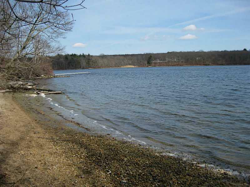 Property Photo:  10 River Rd  RI 02874 