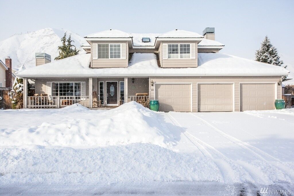 Property Photo:  10 Summercreek Place  WA 98801 