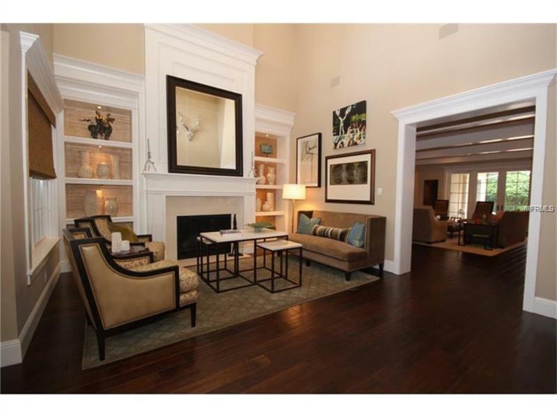 Property Photo: 1318 Woodland Street FL 32806