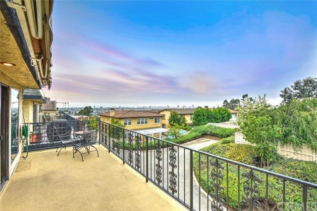 Property Photo: 2125 Ohio Avenue D CA 90755