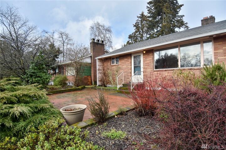 2308 NE 91st St  Seattle WA 98115 photo