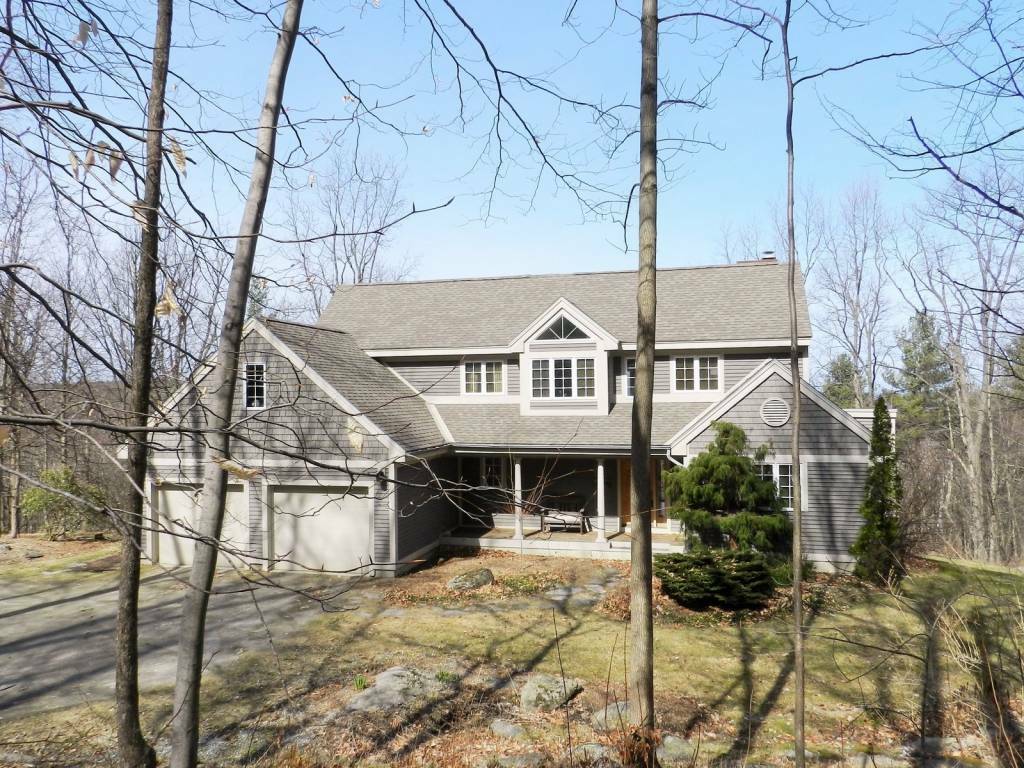 Property Photo:  115 Lakeview Drive  VT 05495 