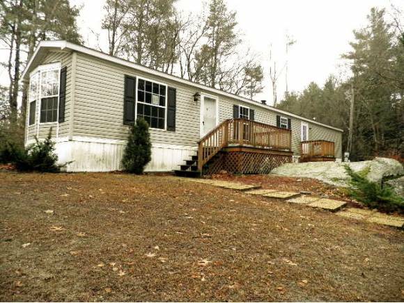 Property Photo:  85 Gulf Road  NH 03038 