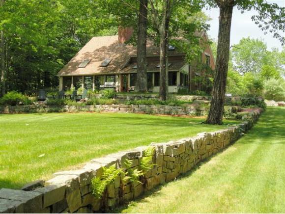 Property Photo:  95 Bedford Road  NH 03070 