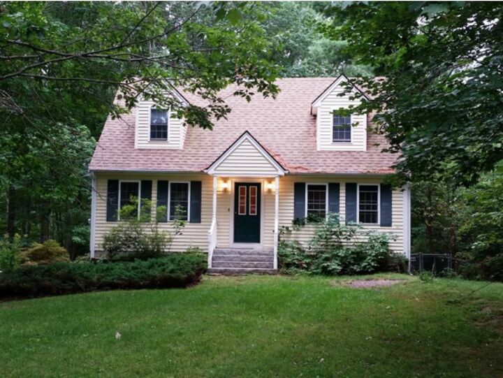 Property Photo:  28 Laurel Lane  NH 03878 