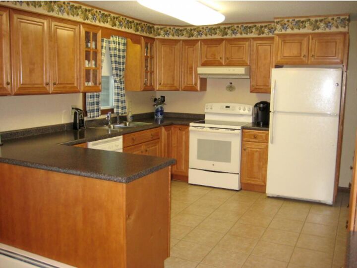 Property Photo:  62 Bunker Hill Road  NH 03032 