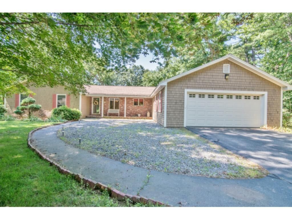 Property Photo:  17 Wildbrook Drive  NH 03865 