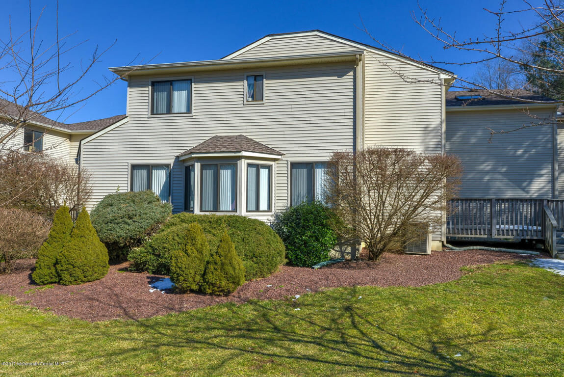 Property Photo:  18 Clavendon Court  NJ 07748 