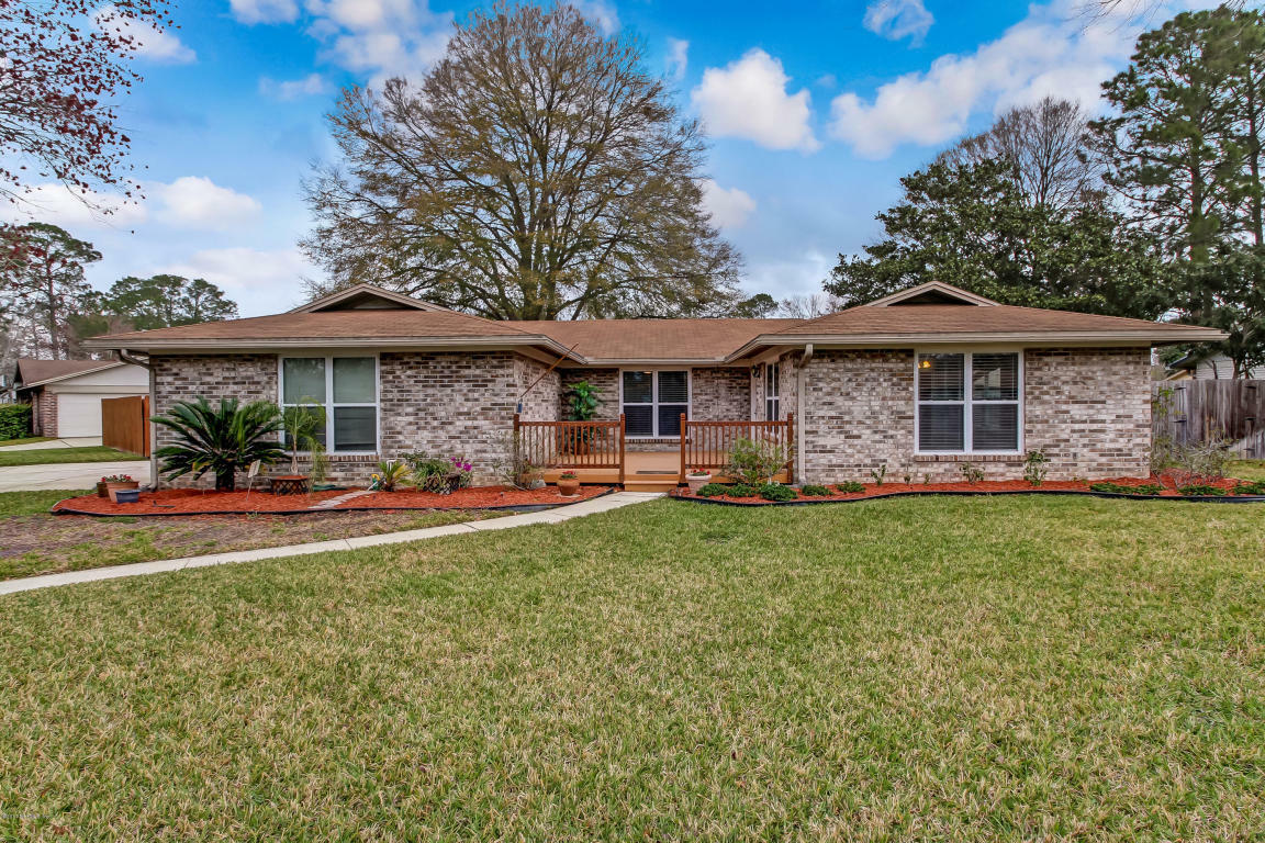 Property Photo:  1754 Olive Court  FL 32073 