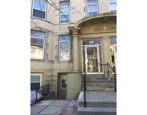 Property Photo: 38 Winchester St 5 MA 02446