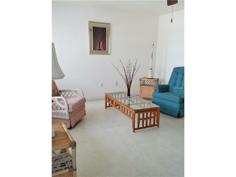 Property Photo:  1900 58th Avenue N 25  FL 33714 