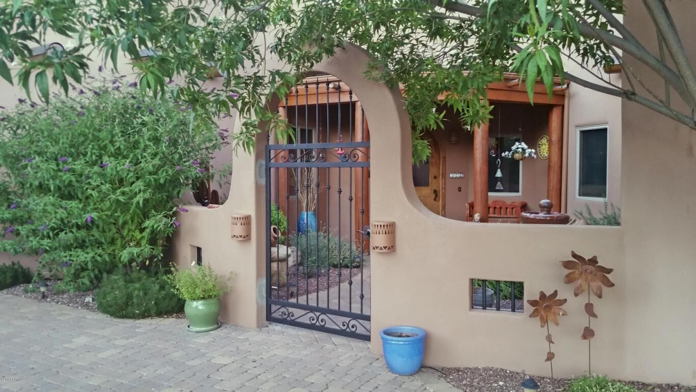 Property Photo:  3049 Pedregal Drive  AZ 86305 