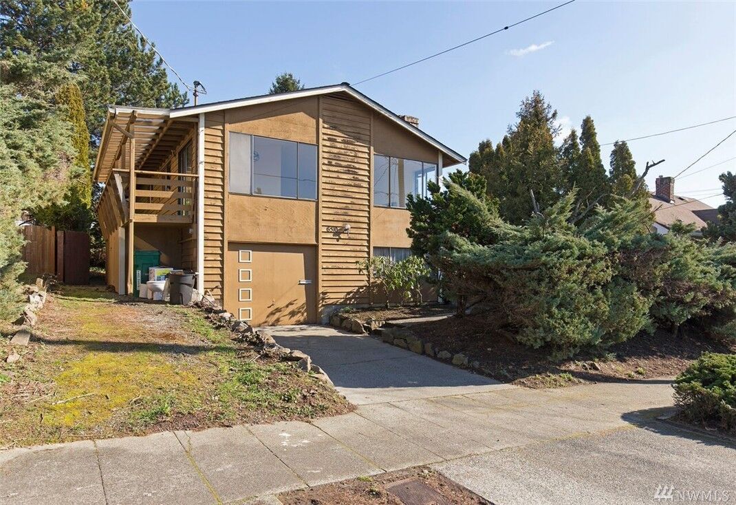 Property Photo: 6510 9th Ave NW WA 98117