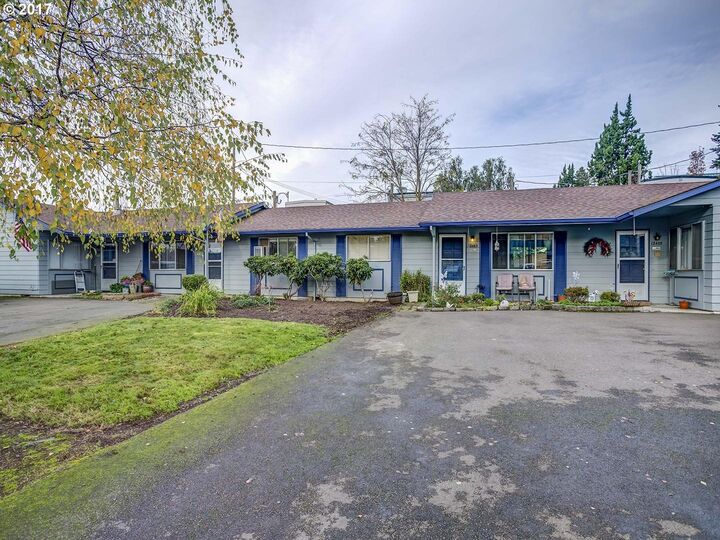 12455 SW Ash Ave  Tigard OR 97223 photo