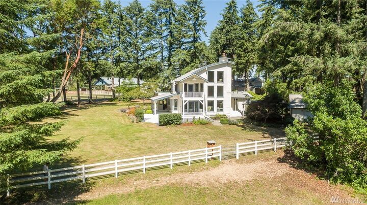 12522 SW 236th St  Vashon WA 98070 photo