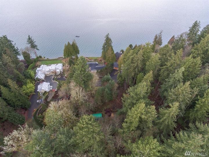 Property Photo: 6116 106th Ave NW WA 98335